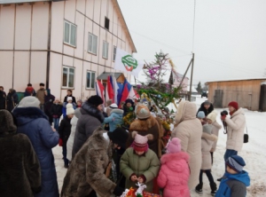 В Кукобое в отремонтированном по программе «Решаем вместе» дворе прошел новогодний праздник